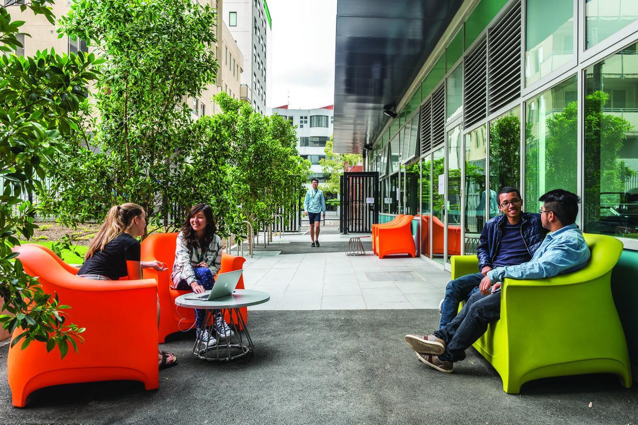 Student Village Melbourne Bagian luar foto