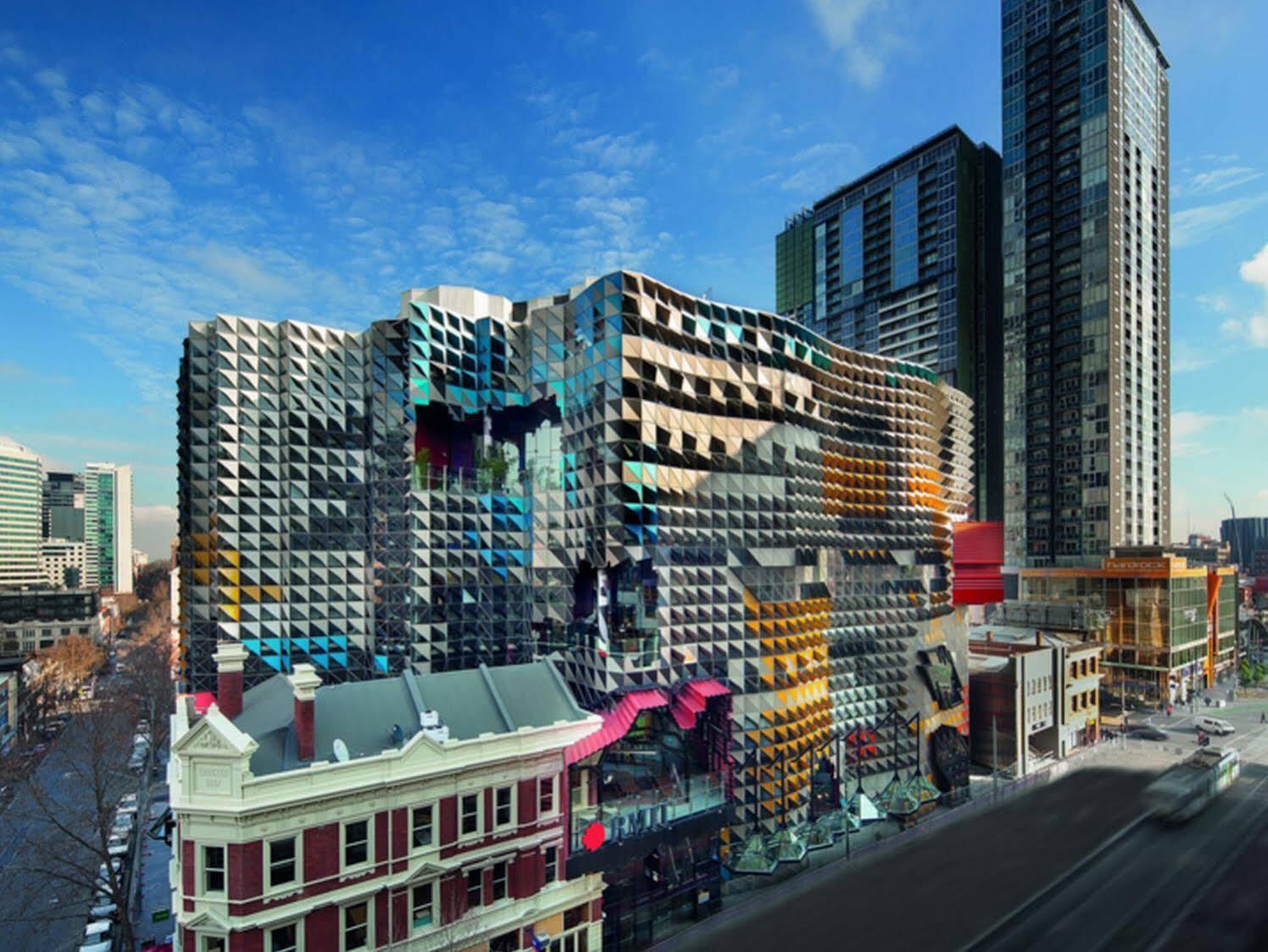 Student Village Melbourne Bagian luar foto